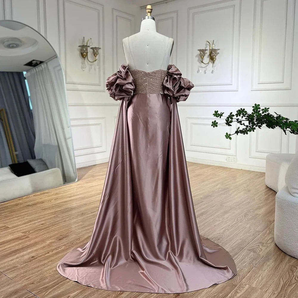 Robe cape fleur